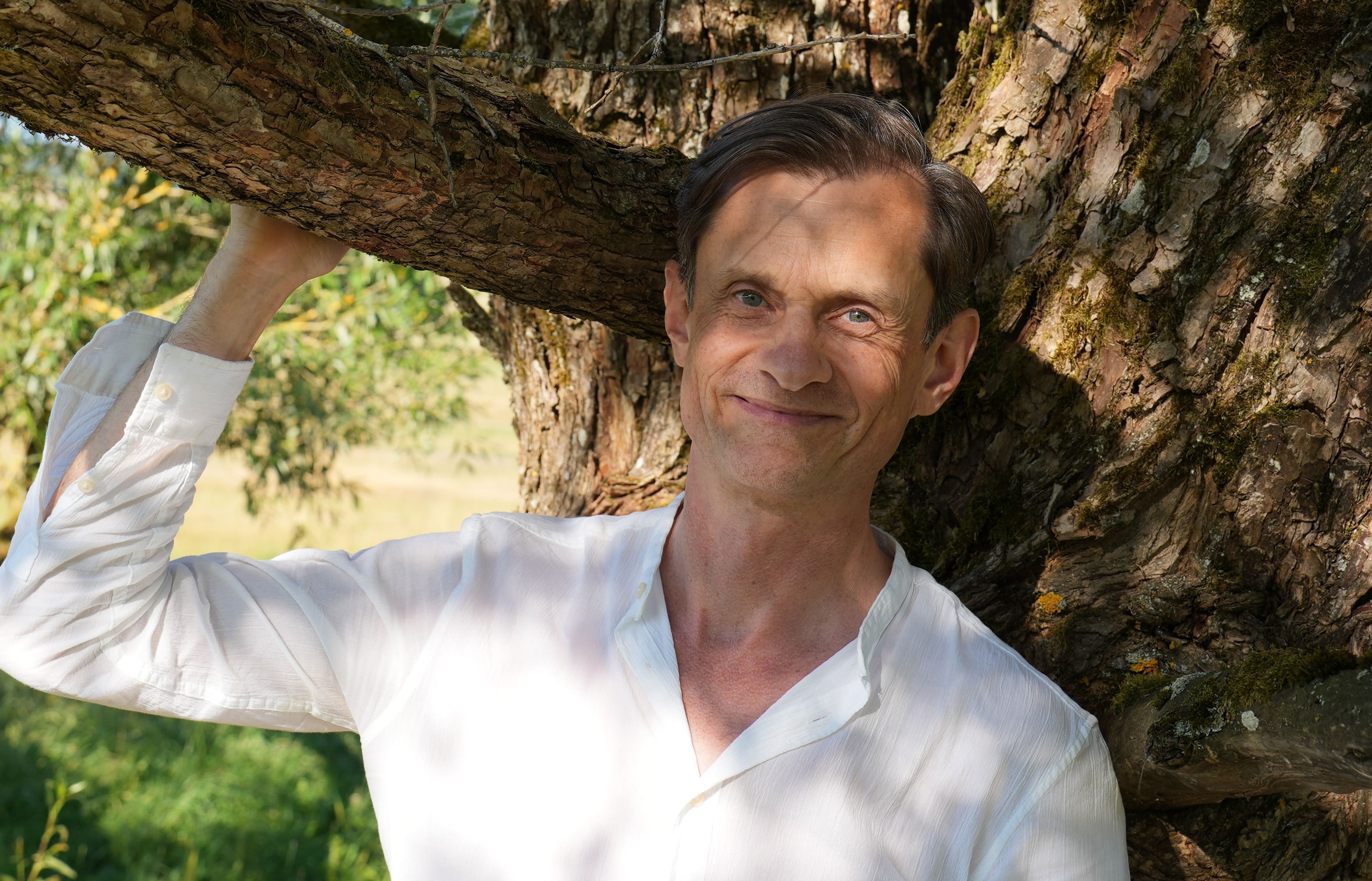 Portrait des Masseurs Michael Köllner, Anbieter für Tantra-Massage und Ganzkörper-Begegnungen für Männer.